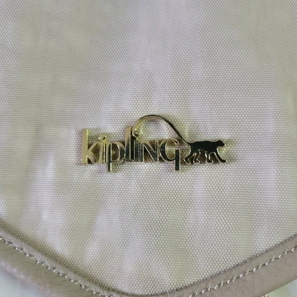 Kipling NWT Wendy Backpack purse tan white. - www  display picture 3